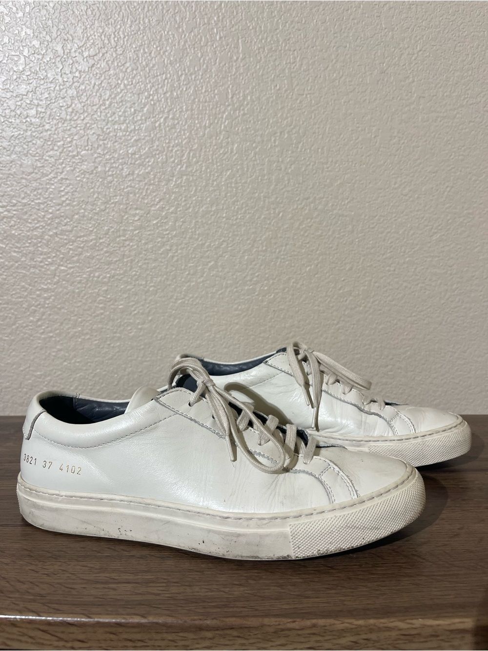Common Projects Off-White Leather Low-Top Sneakers